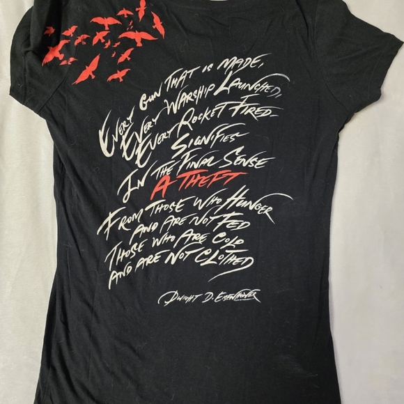Women's Roger Waters - the wall concert shirt - Picture 6 of 6